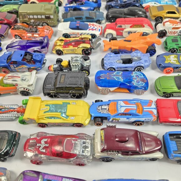 Hot Wheels Lot of Toy Cars Some Vintage Lot of 66 - Picture 8 of 9